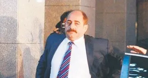 FETÖ’cü Zekeriya Öz’ün borsa hilesi!