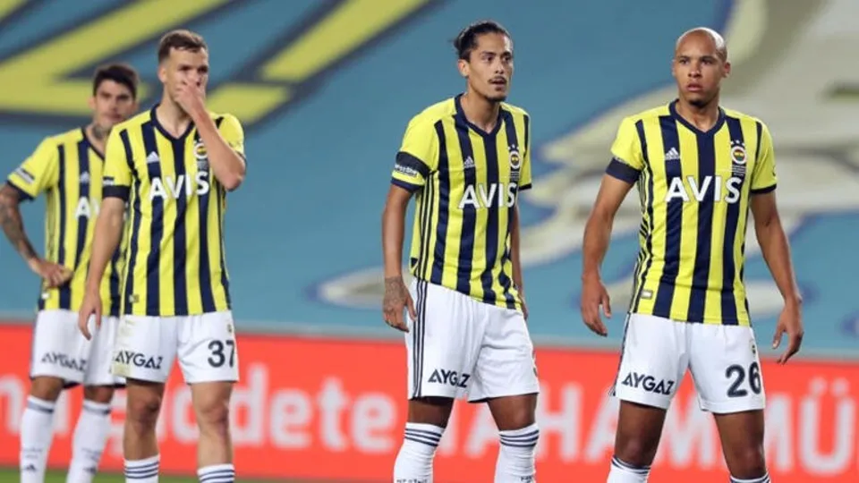 Fenerbahçe transfer haberleri | Fenerbahçe'de işler karıştı! Tam bir fiyasko