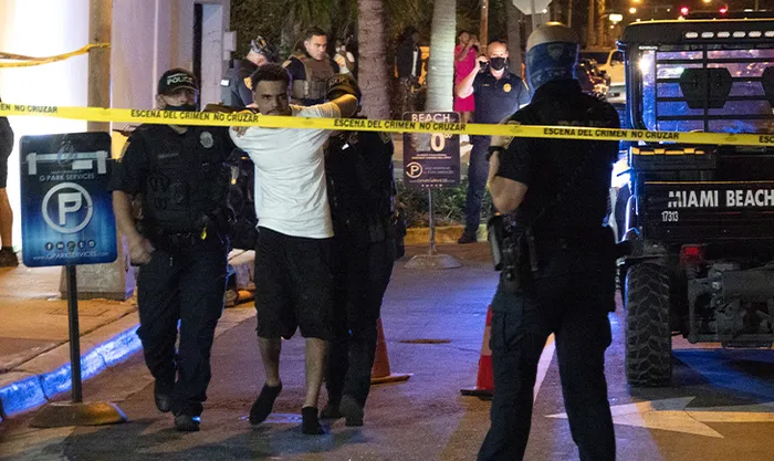 Miami Beach’te OHAL ilan edildi