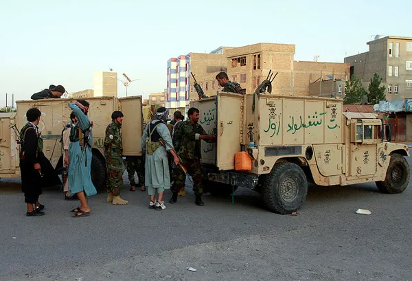 son-dakika-afganistanin-iran-sinirindaki-vilayet-talibanin-kontrolune-gecti-1628271031518.jpg Son dakika: Afganistan'ın İran sınırındaki vilayet Taliban'ın kontrolüne geçti! - 1