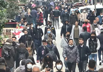 Uzmanlardan koronavirüs ve Omicron müjdesi! Bitiş için o tarihi işaret ettiler