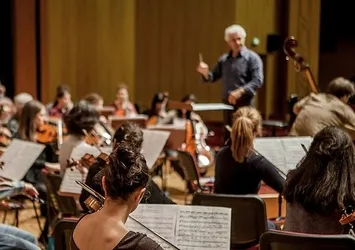 Kore Şehir Korosu CRR'de konser verdi