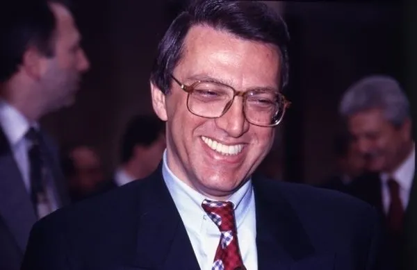 Mesut Yılmaz eşi Berna Yılmaz: Hastanede tedavisi devam ediyor