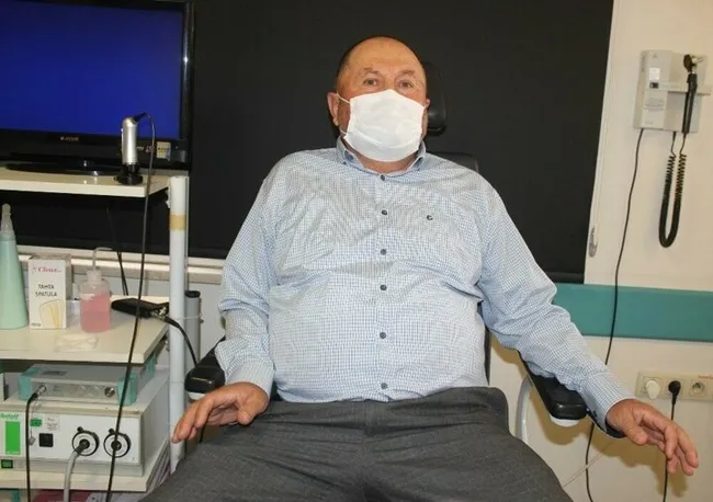 Manisalı çiftçinin kulağına giren böcek hastanede canlı olarak çıkarıldı - 1