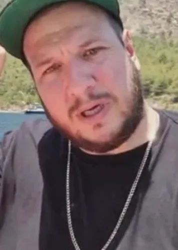 Komedyen Şahan Gökbakar’dan yangınla mücadelede provokasyon uyarısı: Gönüllü kisvesi altında buraya provokatörler doluştu