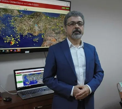 Girit Adası'ndaki şiddetli deprem sonrası Ege ve Akdeniz kıyıları için 'tsunami' uyarısı - 2