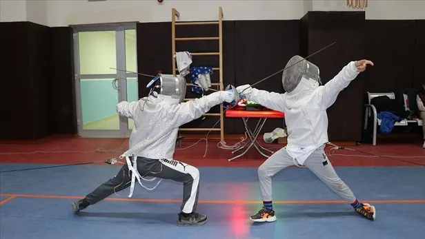 GSB antrenör alımı başvuru son günler: GSB 924 sözleşmeli antrenör alımı şartları neler? Başvuru nereden, nasıl yapılır?