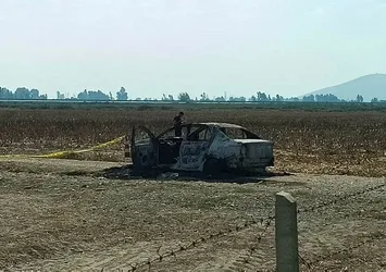 Adana'da vahşet! Yanan otomobilden ceset çıktı