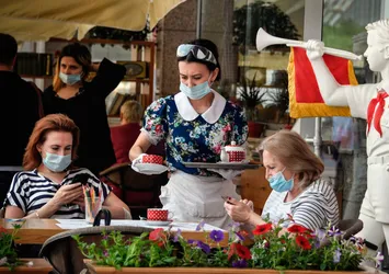 Rusya'da dehşete düşüren karar! Vaka sayısı artıyor tedbirler gevşetiliyor