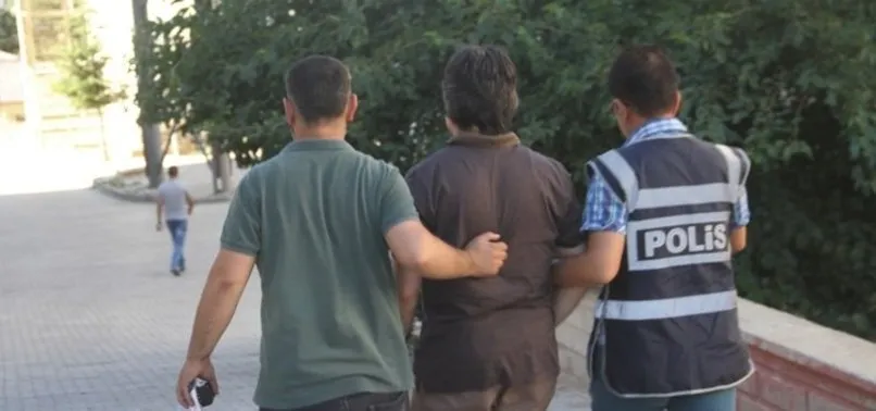 Yeni öğrencilerin bilgisini FETÖ'ye veren isim yakalandı