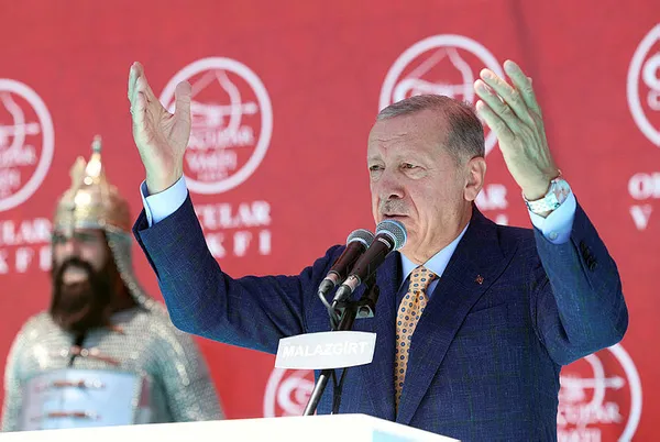Başkan Erdoğan: İllerimizi bize yakışmaz hale getirenlerin elinden alalım