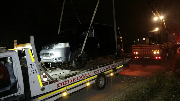 Sinop'ta faciadan dönüldü! Uçurumun kenarında kaldı - 1