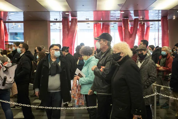 Fransa’da seçim yarışması! Macron mu Le Pen mi? İşte anket sonuçları