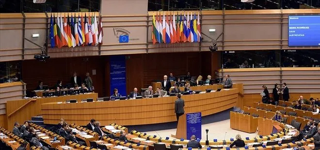 Son dakika: Yeni Avrupa Birliği Komisyonu kabul edildi