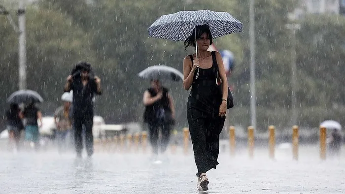 1722155250351.jpg Meteoroloji'den sağanak yağış alarmı! İstanbul için gün verildi! Bir anda bastıracak... - 2