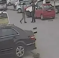Kanlı düello kamerada! Önce selamlaştılar...