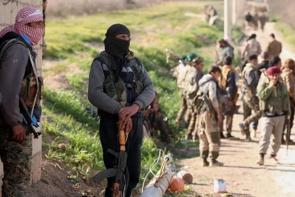 Suriye’deki kirli oyunu İngiliz basını yazdı! DEAŞ ile PKK işte böyle yakalandı