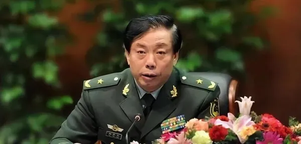 cin-istihbaratinin-kritik-ismini-olume-mahkum-etti-35-milyon-dolar-rusvetle-suclaniyordu-1673449225021.jpg Çin istihbaratının kritik ismini ölüme mahkum etti: 35 milyon dolar rüşvetle suçlanıyordu - 1