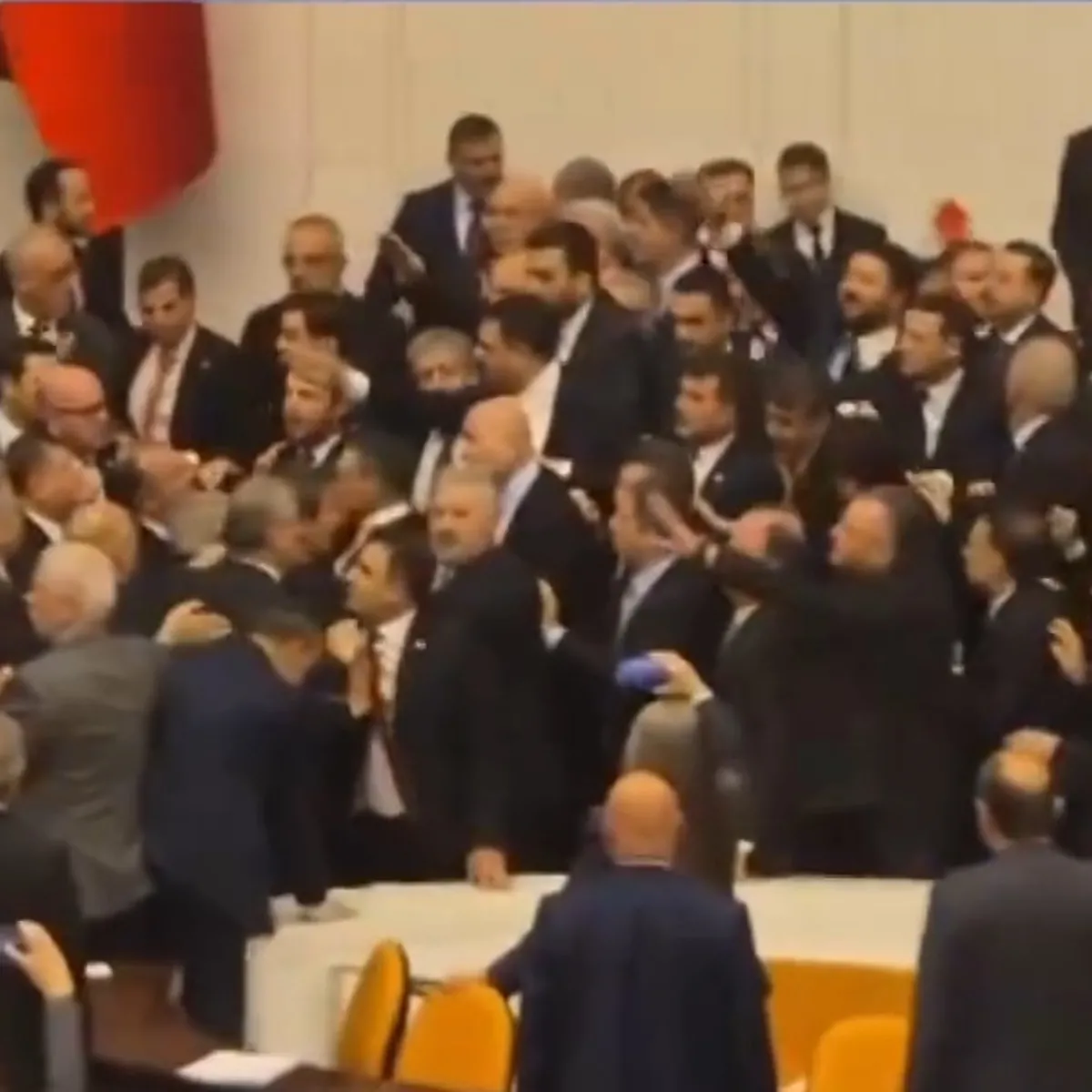 CHP kürsü işgalini nasıl planladı? A Haber’de çarpıcı analiz: Silivri güdümündekiler bu hazırlığı yaptı