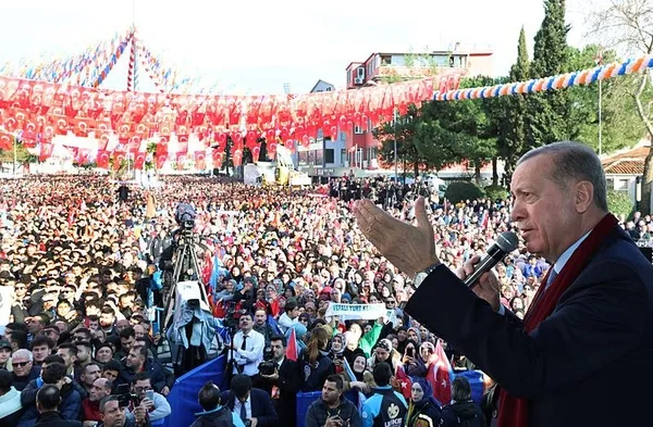 baskan-erdogan-balikesirden-ozel-ve-imamogluna-cok-sert-sozlerle-yuklendi-chpyi-demin-oyuncagi-haline-getirenl-1708702604312.jpeg