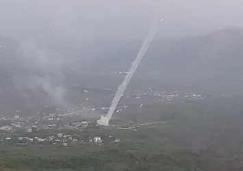 PKK'nın Hakurk kampı toplarla vuruldu