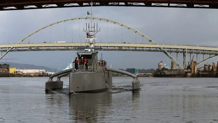 ABD ordusu insansız savaş gemisini test etti
