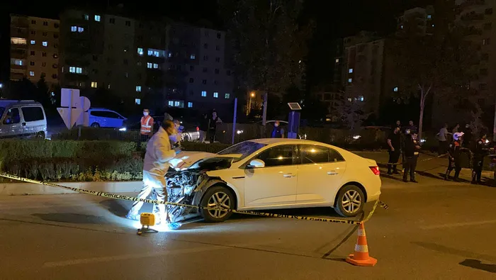 Niğde'de feci kaza! Otomobilin çarptığı 2 kadın öldü - 3
