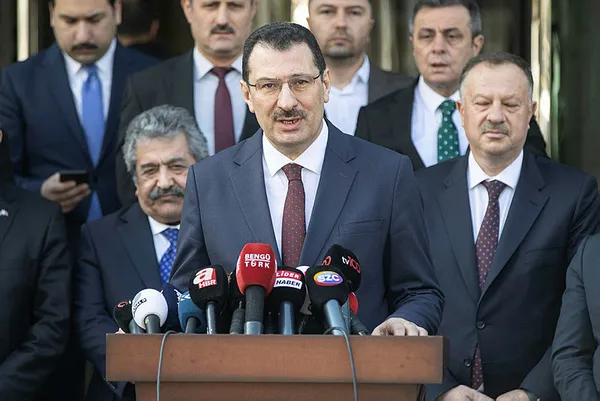 Son dakika | AK Parti ve MHP temsilcileri Başkan Erdoğan’ın adaylığı için Yüksek Seçim Kurulu’nda