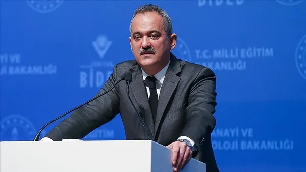 bakan-mahmut-ozer-duyurdu-meb-ogretmenlerin-mesleki-gelisimleri-icin-katkida-bulunacak-1682415381116.jpg Bakan Mahmut Özer duyurdu: MEB öğretmenlerin mesleki gelişimleri için katkıda bulunacak! - 1