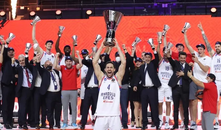 Anadolu Efes’in tarihi başarısı Avrupa basınında: Türkler ders verdi