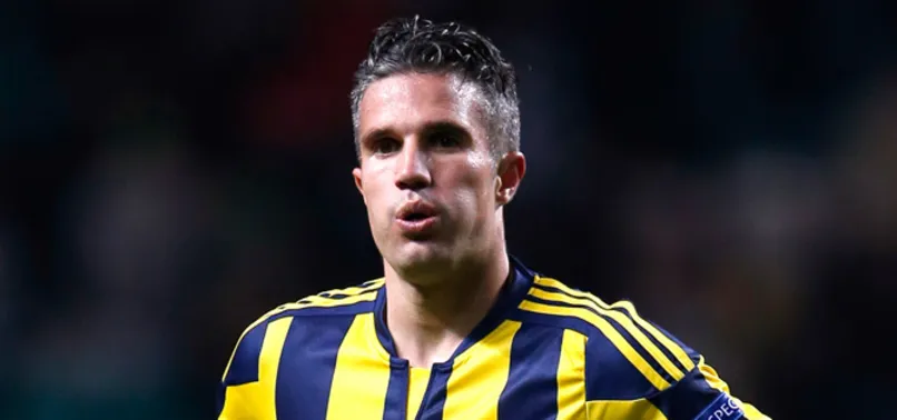 Robin van Persie uyanıklığı!