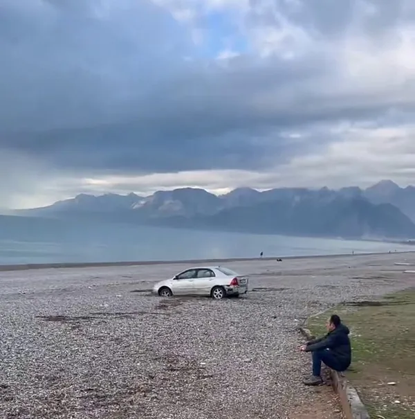 Manzara keyfi 7 bin 500 TL'ye maloldu! Antalya'da ilginç olay - 2