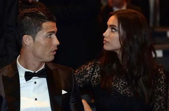 Cristiano Ronaldo Irina Shayk aşkı sözleşmeli çıktı!