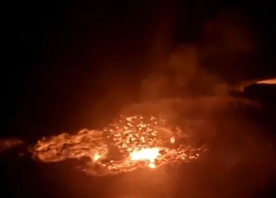 Kılauea yanardağı 1 yılda 38. kez patladı