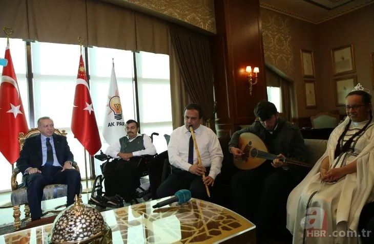 Başkan Erdoğan engellileri kabul etti! Dikkat çeken kareler