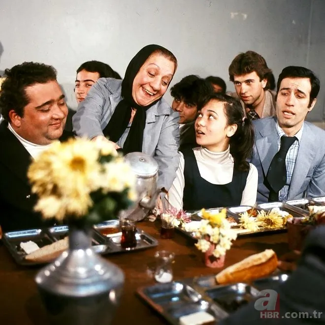 Şarkıcı Yeliz yaşadığı zor günleri anlattı 12