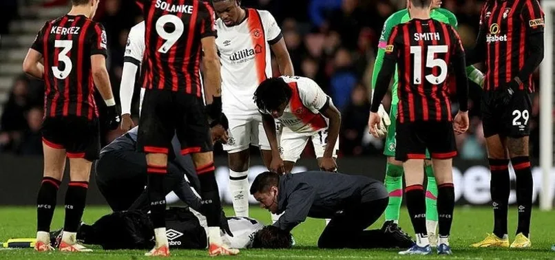 Bournemouth-Luton Town maçında Tom Lockyer aniden yere yığıldı! İşte o anlar