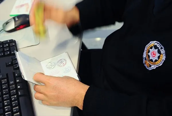 Değerli kağıtların 2024 yılındaki fiyatları belli oldu! Yeni kimlik pasaport ve ehliyet fiyatları...