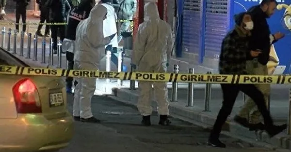 1640341205194.jpeg Son dakika: AK Parti ilçe binasının önüne bomba bırakıldı! Yakalanarak gözaltına alındı - 2