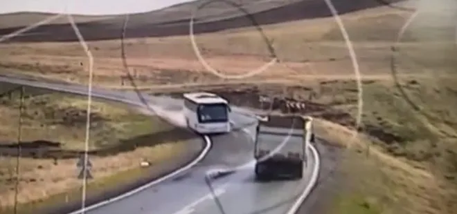 Son dakika: Ağrı’da freni patlayan otobüsün son görüntüleri ortaya çıktı: 7 ölü 18 yaralı