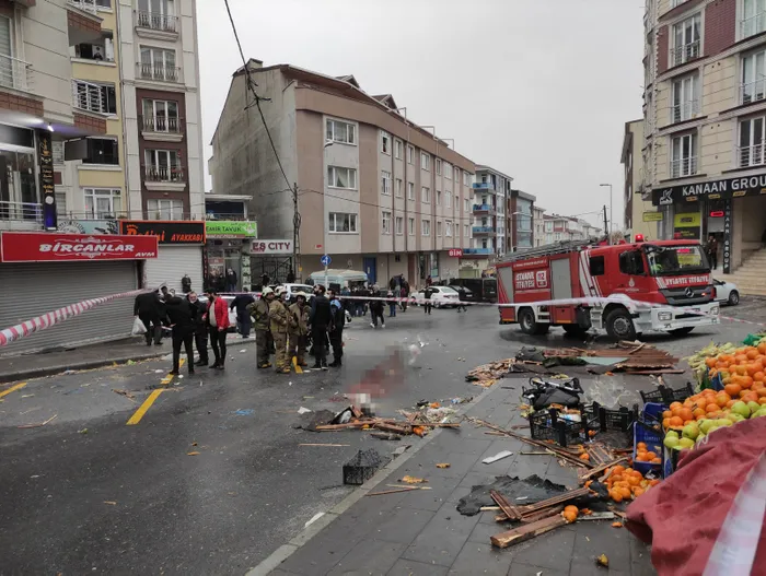 İstanbul'daki lodos felaketinde can veren Elif Şanver'in abisi konuştu: Çocuğunu korumuş! Kendini feda etmiş - 2