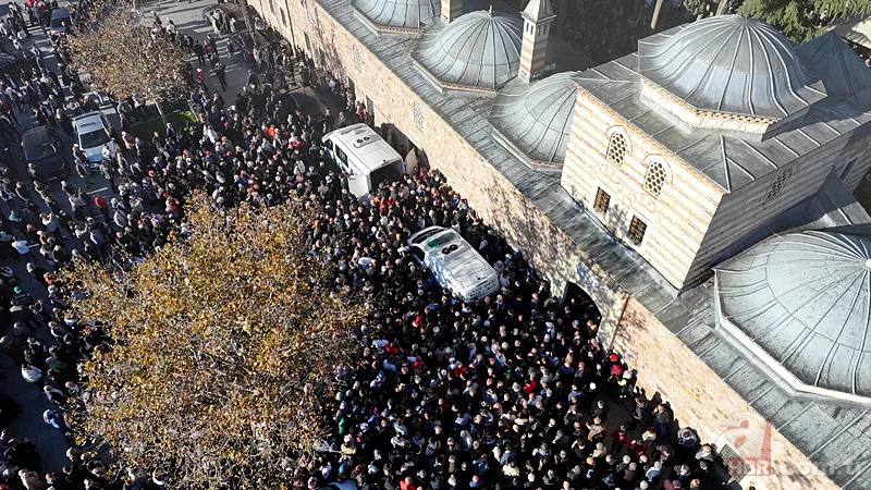 Gebze'de çöken binada hayatını kaybeden Bilir ailesine acı veda! 3