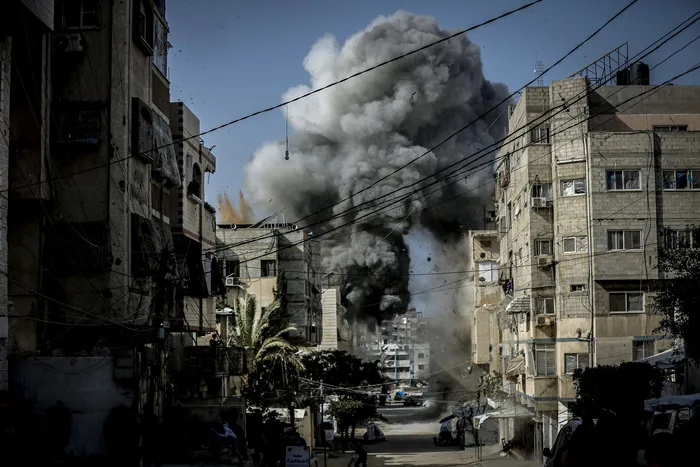 katil-israilden-gazzede-katliam-sivillerin-kaldigi-cadirlar-hedef-alindi-37-olu-1769878999570.jpg Fotoğraf (AA)