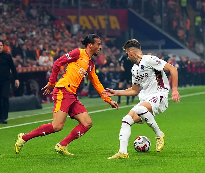 Süper Kupa yarı final heyecanı ATV’de! Galatasaray–Trabzonspor derbisinin ilk 11’leri belli oldu