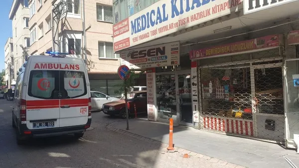 kayseride-korkunc-son-evinin-su-borusuna-asili-halde-cesedi-bulundu-1663508069355.jpg Kayseri’de korkunç son! Evinin su borusuna asılı halde cesedi bulundu - 1