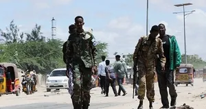 Somali’de askeri üsse bombalı saldırı!