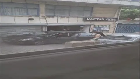 1716017898346.jpeg Gündüz vakti kaçırıldı! Tanınmaz hale gelinceye kadar dövüldü! İstanbul'un göbeğinde kan donduran olay - 2