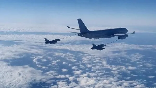 Karadeniz'de tehlikeli takip! Rus savaş uçakları, ABD ve Fransa uçaklarına eşlik etti - 2