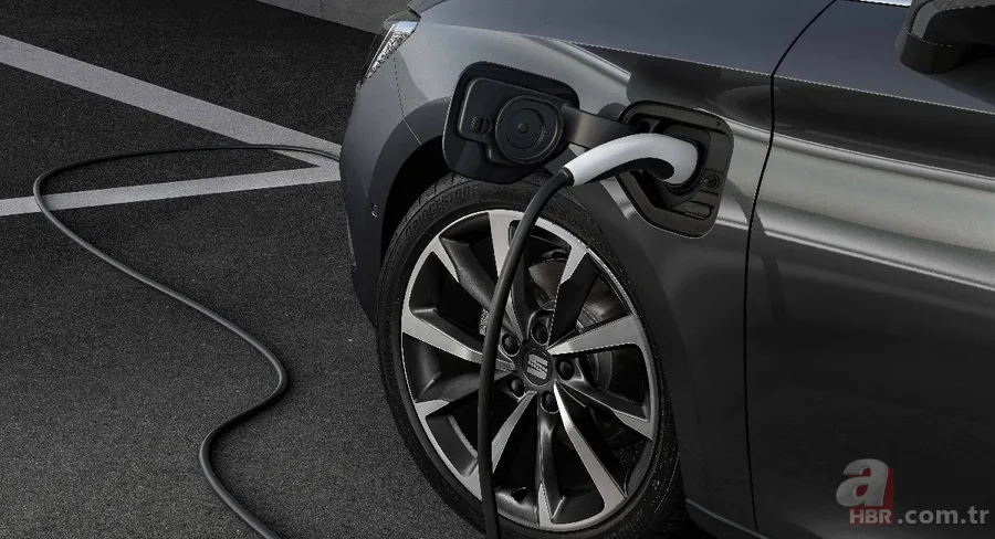 2020 Seat Leon tasarımı ve özellikleri ile mest etti! Yeni kasa Seat Leon Türkiye fiyatı ne kadar olacak? 12