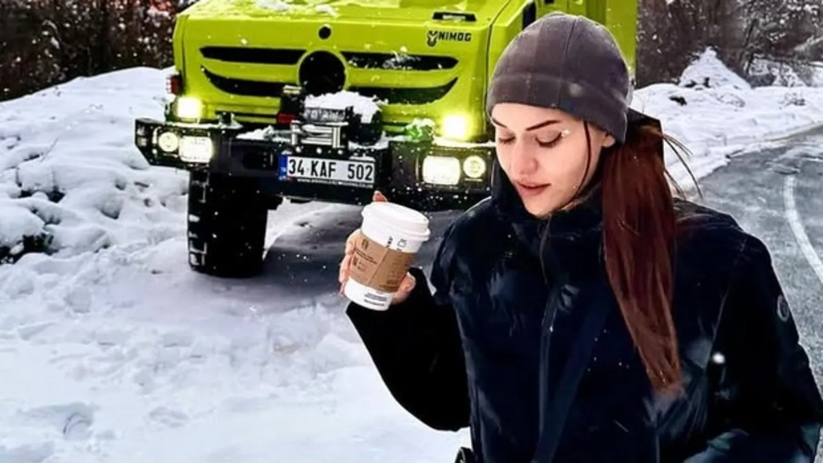 Fahriye Evcen sosyal medyayı salladı! Milyonluk kamyonuyla pozlar verdi